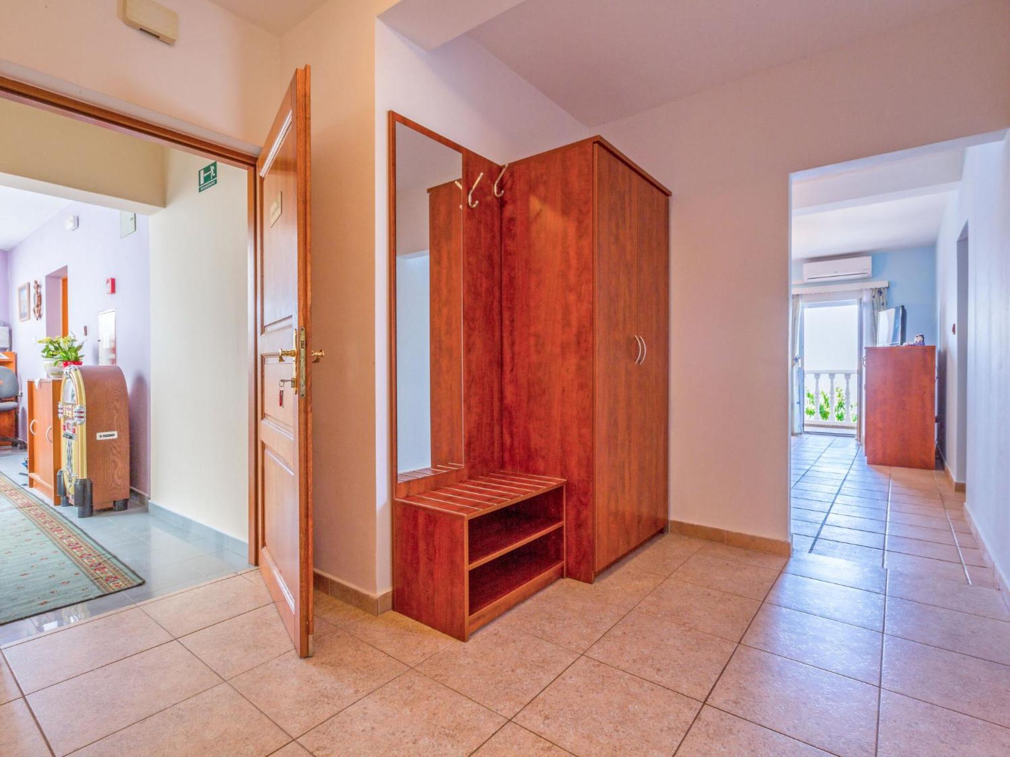 Apartment Delfin-2 By Interhome Cesarica Exterior photo